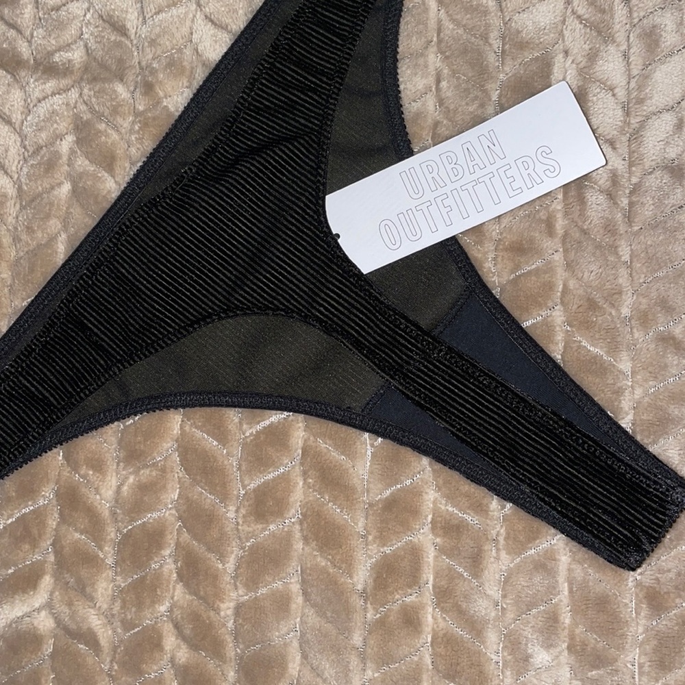 Cut It Out Ribbed Velvet Thong - Picture 6 of 7